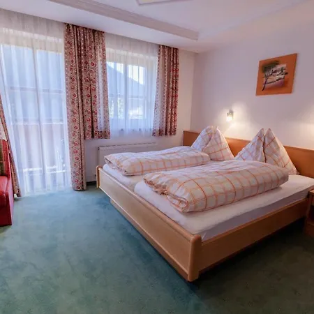 Grubhof Bed & Breakfast 4*